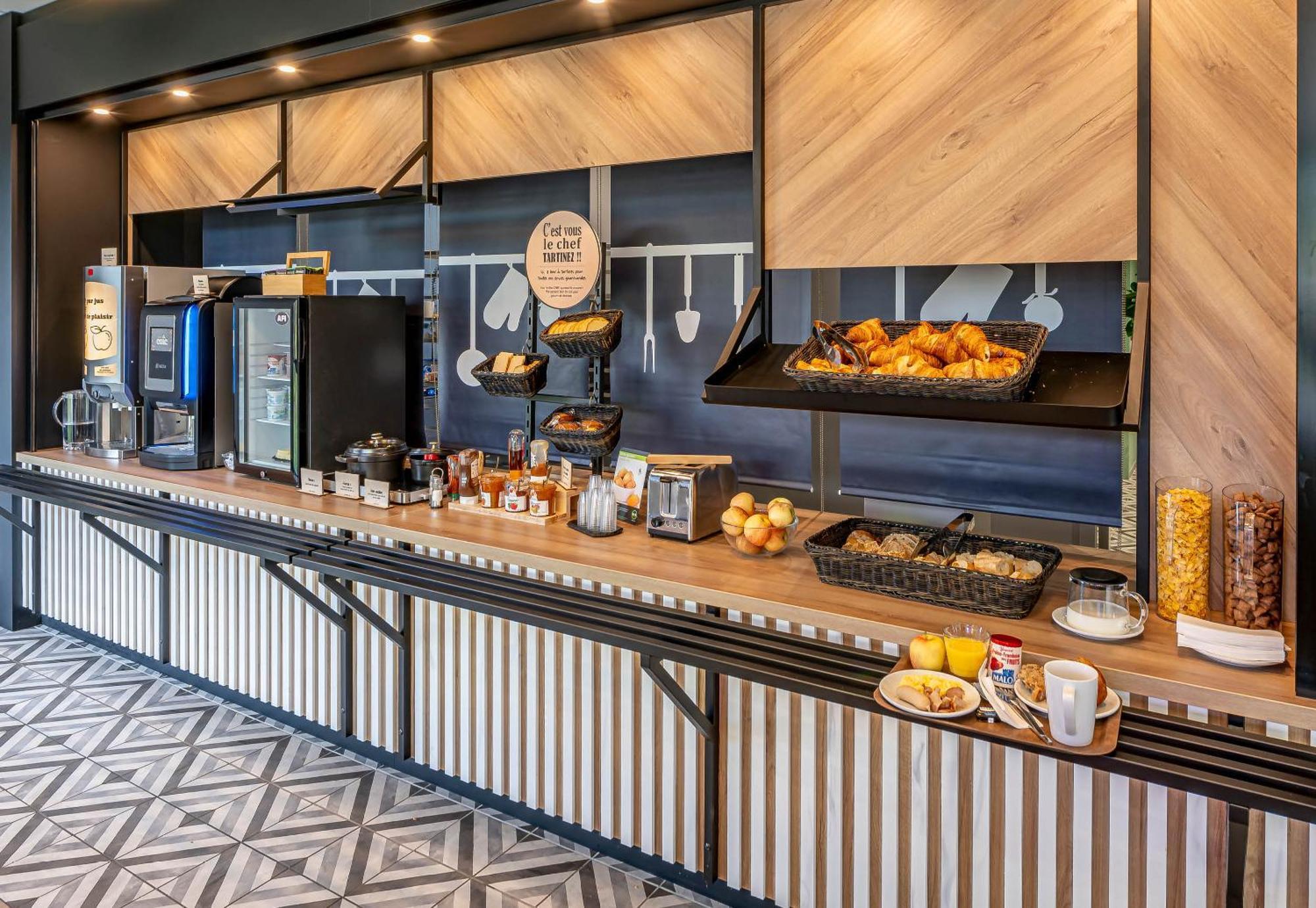 Bordeaux Andre De Cubzac Hotel *